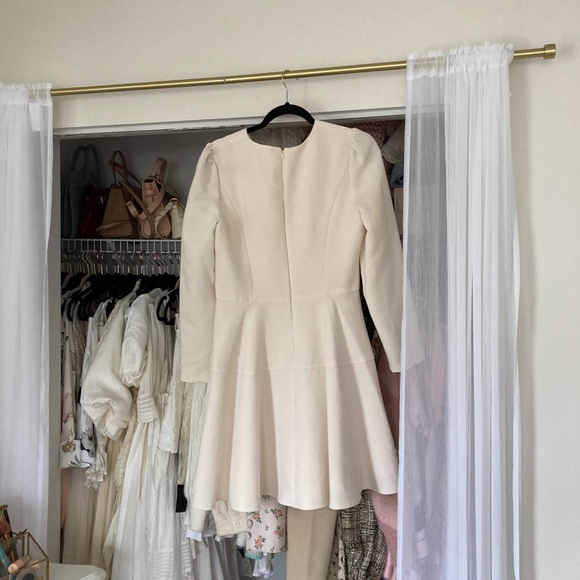 Gal Meets Glam Celeste Long Sleeve Dress - Picture 3 of 5